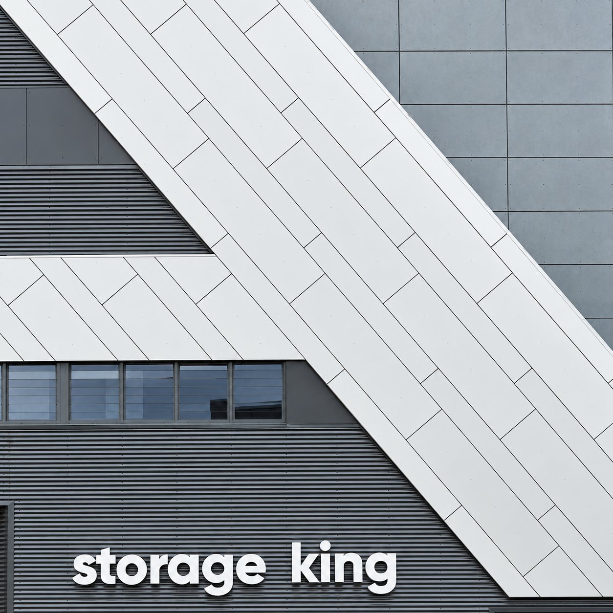 Storage King signage on the facility exterior.